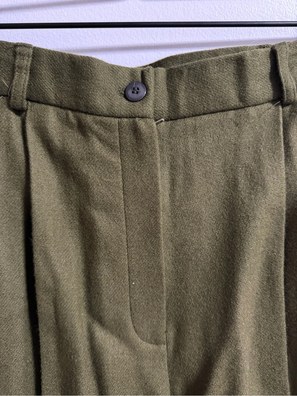Pleated High-Rise Olive Green Trousers - Picture 3 of 5